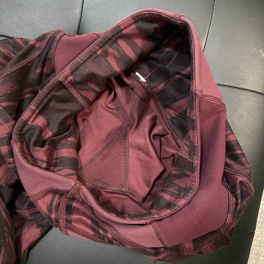 Lululemon Exquisite Cropped Leggings - Picture 13 of 13